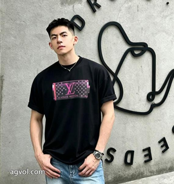 偽 ブランド 販売LOUIS VUITTON半袖Tシャツ最高級 キュートさ満点 お洒落自在 3