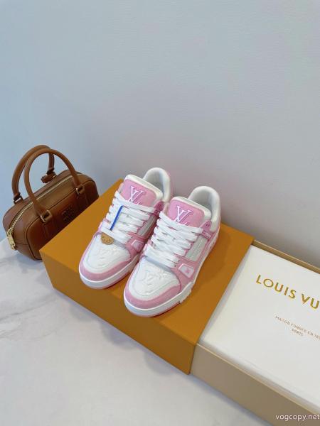 最新のアイテム 大人っぼい ストリート系スニーカーブランド コピー 優良店LOUIS VUITTON.. 0