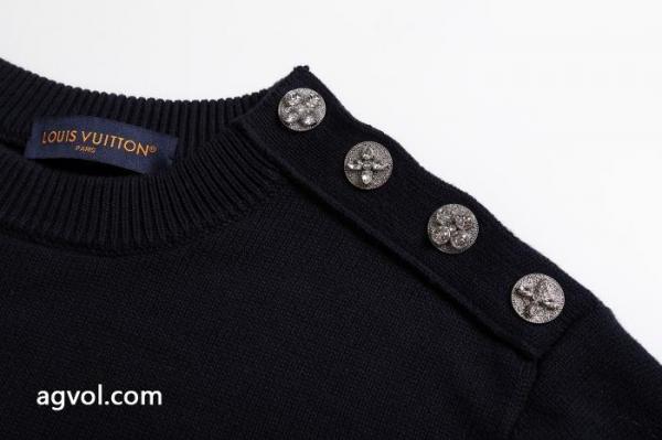 ブランド 偽物 激安LOUIS VUITTON保温性も抜群 夏の定番スタイル 送料込 大人気セーター 2