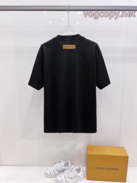 ブラッシュアップして華やかに 高級素材を採用 国内在庫有半袖Tシャツ偽物 ブランドLOUIS VUITTON 4