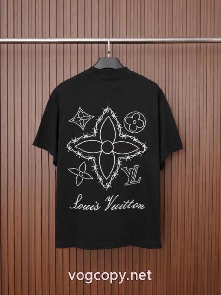 ブランド 偽物半袖Tシャツ多色使いが魅力の 上品上質 個性的なモデルLOUIS VUITTON 2