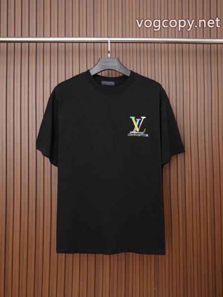 半袖Tシャツ高級感溢れる 最新で男性にもお勧め これは欲しいスーパー コピー メンズLOUIS VUITTON 1