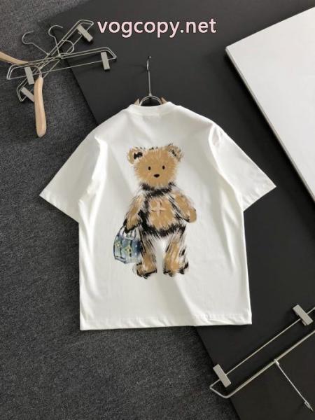 毎日安い値ブランド新作 長く愛用出来る一品 海外よりお届け限定品LOUIS VUITTON半袖Tシャツ激安 ブランド 通販 3