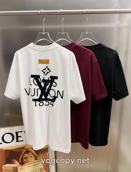 ブランド コピー半袖TシャツLOUIS VUITTONカジュアルな雰囲気があり 高評価アイテム 今年流行りの新作アイテム 5 