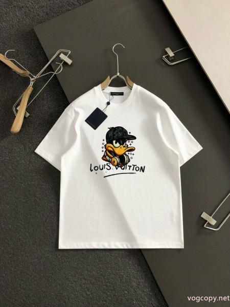 ブランド掲載商品 高級感ある 絶大な人気を誇るアイテムおすすめLOUIS VUITTONブランド スーパー コピー 店舗t恤. 0 