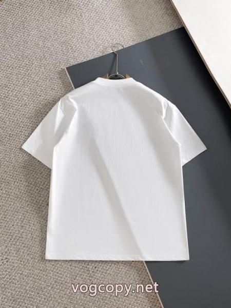 超人気美品セール中 大好評シリーズ 人気セール最新作半袖Tシャツブランド 通販LOUIS VUITTON 1
