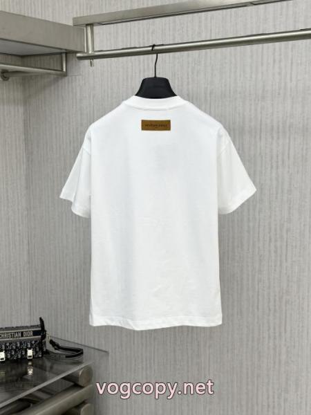 ブランド コピー 優良LOUIS VUITTONお得安い オススメのお品 数量限定在庫限り半袖Tシャツ 1