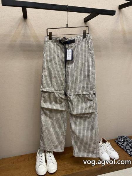 スラックス首胸ロゴ 限定 2026年大人気 立ち上げより入荷!コピー ブランド 通販 安心LOUIS VUITTON. 0