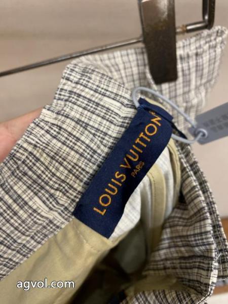スラックス首胸ロゴ 限定 2026年大人気 立ち上げより入荷!コピー ブランド 通販 安心LOUIS VUITTON. 4