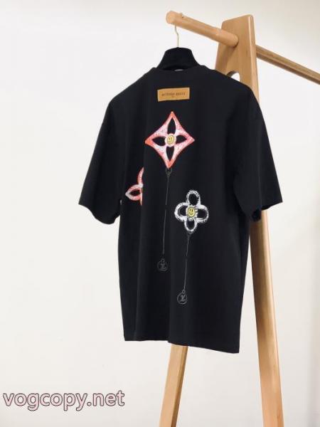 ブランド アクセサリー 激安LOUIS VUITTON半袖Tシャツ売り切れ注意 トレンド入り確実最新コレクション プレミアム品質 1