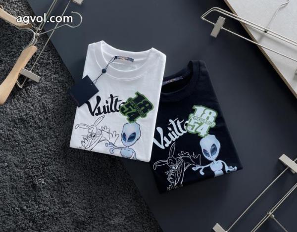 半袖Tシャツブランド コピー 通販LOUIS VUITTON大特価 新作限定 高級感ある 北欧ブランド 4