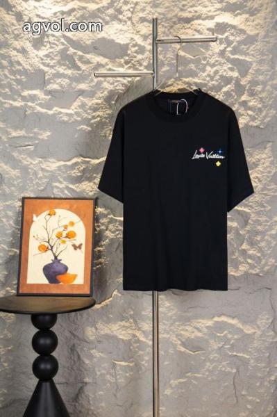 コピー 通販2026年人気商品 定番モデル 完売新作ルイ ヴィトン半袖Tシャツ 5