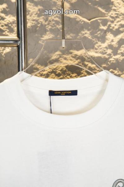 半袖Tシャツブランド 偽物 激安 通販人気定番正規品 注目度抜群 圧倒的な高級感LOUIS VUITTON 2