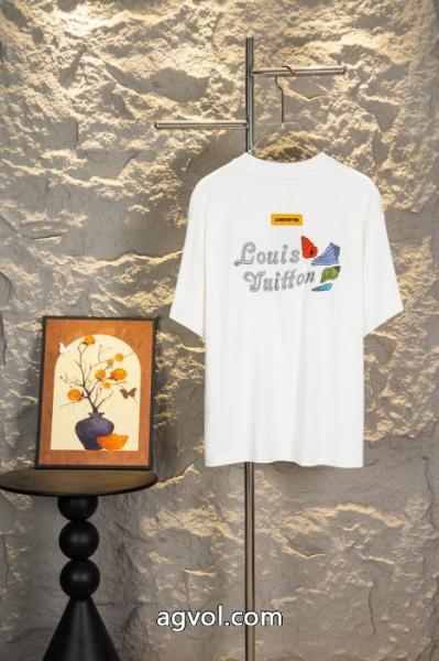 半袖Tシャツブランド 偽物 激安 通販人気定番正規品 注目度抜群 圧倒的な高級感LOUIS VUITTON 4