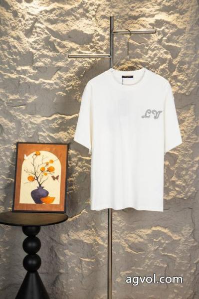 半袖Tシャツブランド 偽物 激安 通販人気定番正規品 注目度抜群 圧倒的な高級感LOUIS VUITTON 5