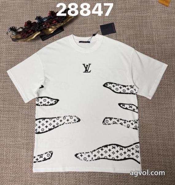 LOUIS VUITTON半袖Tシャツ格上げ! 春季超人気アイテム 年末年始はセールブランド 通販店 2