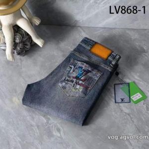 ブランド フェイクLOUIS VUITTONジーンズ人気復活  有名人愛用 トレンド感溢れた