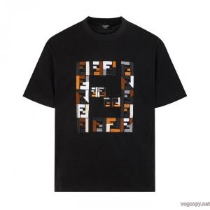 スーパー コピー ブランド 専門店雑誌掲載人気アイテム 大変大人気2026 定番人気FENDI半袖Tシャツ