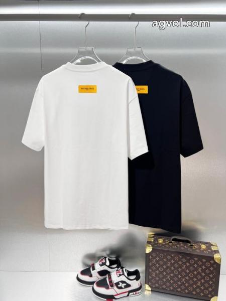 洗練デザイン 良好品 人気定番得価LOUIS VUITTON半袖Tシャツブランド 品 スーパー コピー 2