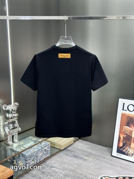 ブランド コピー ショップ半袖TシャツLOUIS VUITTON最安値正規品 2026aw トレンド 使い勝手も良好 5 