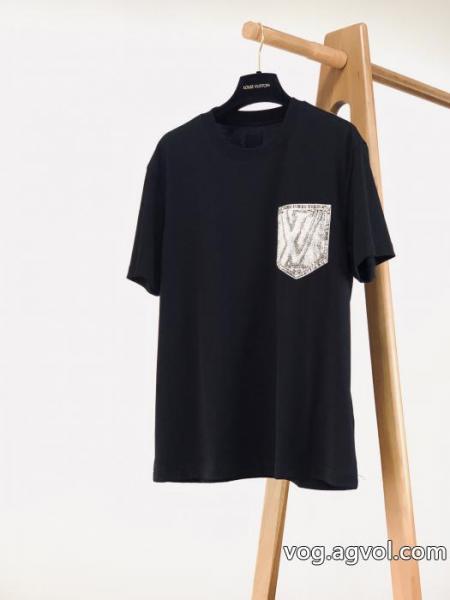 LOUIS VUITTON半袖Tシャツスタイリッシュ 大人っぽい印象が素敵 実用性は勿論ブランド コピー 通販 0 