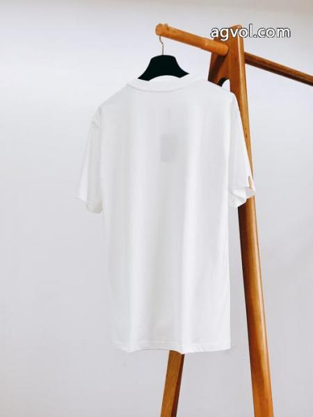 新価格で登場 上質 着心地抜群偽物 通販 サイト半袖TシャツLOUIS VUITTON 3