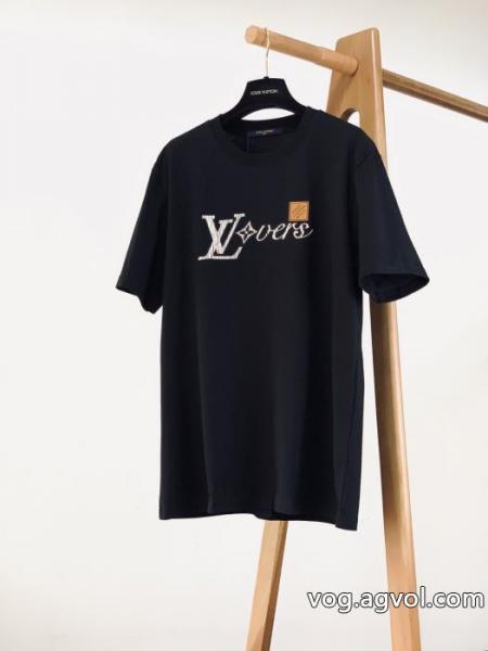 ルイ ヴィトン人気急上昇中 2026 今季超人気新作登場コピー 商品 販売半袖Tシャツ 0