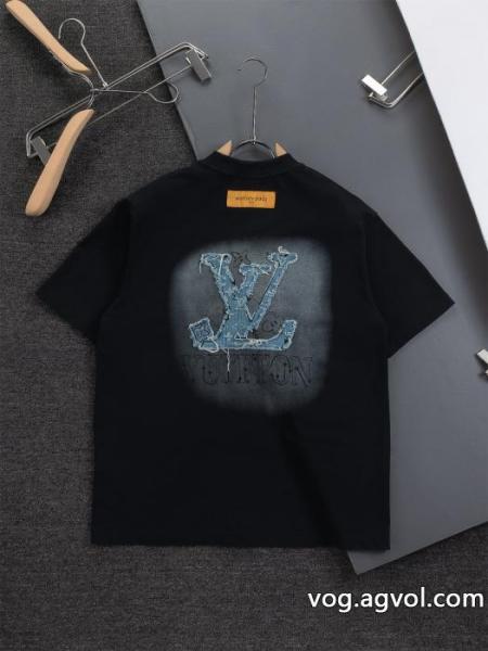 ファション性の高い 今季は色を使った注目新品 新品保証ブランド コピー  LOUIS VUITTON半袖Tシャツ 0 