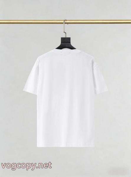 LOUIS VUITTON即完売 雑誌登載商品 素敵なデザイン半袖Tシャツブランド アクセサリー 激安 1