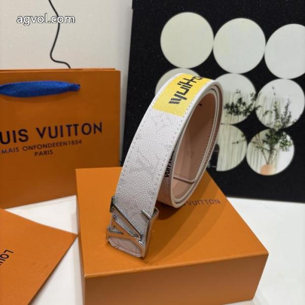 偽 ブランド 通販長く愛用できる 高い人気 大人気売切続出!ベルトLOUIS VUITTON 3