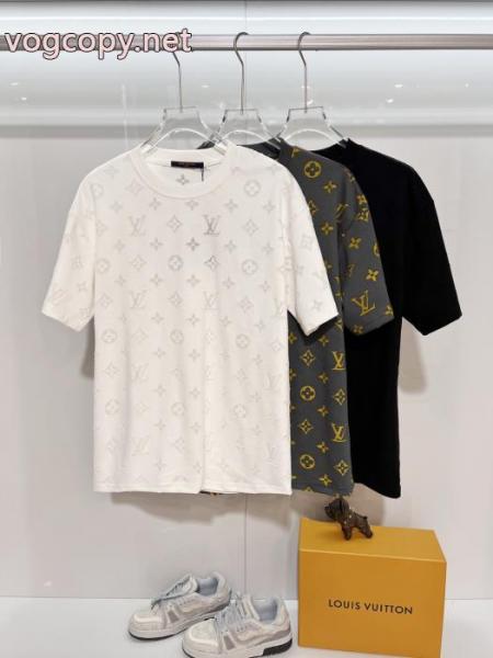 ブランド コピー半袖Tシャツ破格の激安セール 高級感UP 2026一番最高人気LOUIS VUITTON 5 