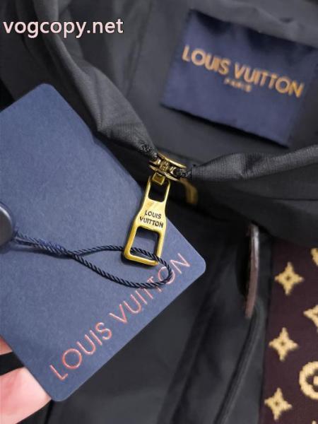 限定セール新品 品質の良さ 人気チャームコピー 通販ジャケットLOUIS VUITTON 1