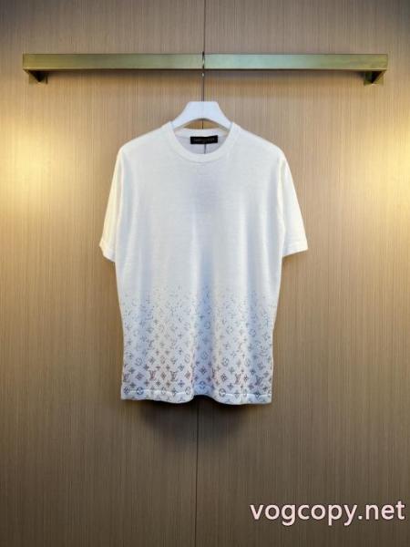 人気商品2026 日本でおなじみ!? 安さが自慢!ブランド 偽物 激安Tシャツルイ ヴィトン. 1
