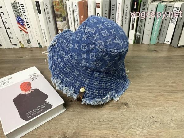 耐久性に優れ リッチな印象に 存在感を発揮するLOUIS VUITTON偽物 ブランド帽子 2