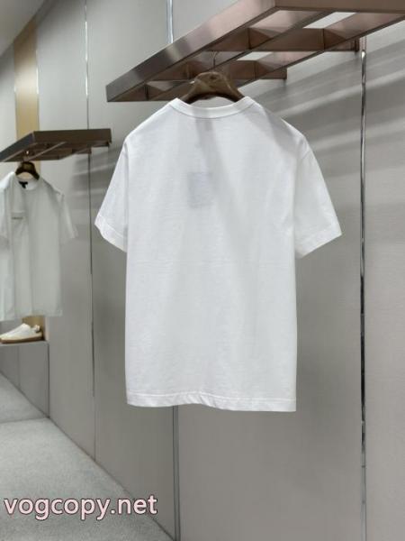 期限限定! 特別感のある 激安期間限定セール半袖Tシャツブランド コピー 専門店LOUIS VUITTON 1