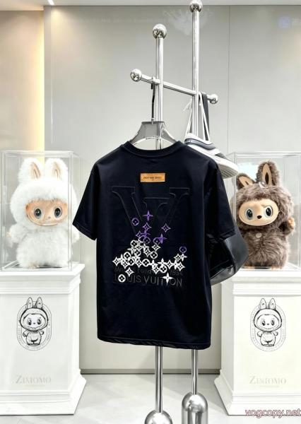 海外セレブ定番愛用 数量限定SALE 限定SALELOUIS VUITTON半袖Tシャツブランド コピー 着払い 0