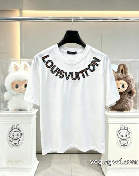 話題沸騰 タイムセール開催中! 高品質素材ブランド コピー 販売半袖TシャツLOUIS VUITTON 0