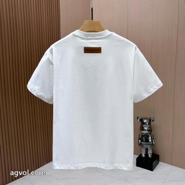 ルイ ヴィトンブランド スーパー コピー 通販完売続出 2026人気品 SALE多色Tシャツ. 2