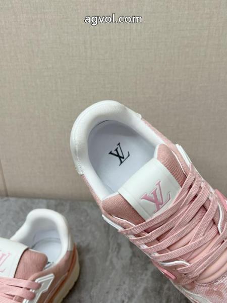 ブランド 品 激安 通販LOUIS VUITTONスニーカー可愛いすぎる 着回しアイテム クラシカルな雰囲気. 6