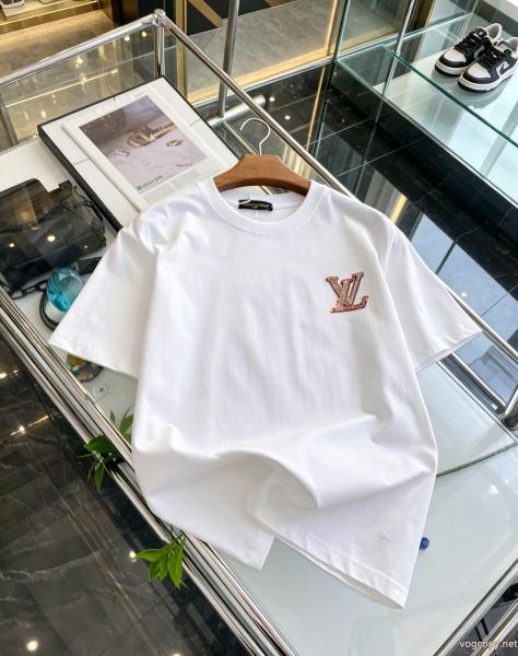 爆買いお買い得 2026夏に意外と人気な新作 海外セレブ愛用LOUIS VUITTON半袖Tシャツブランド コピー 通販 0 