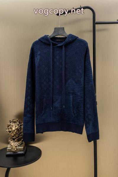 どの年代にも好感度 2026新商品 韓国人気ブランド 偽物パーカーLOUIS VUITTON 3
