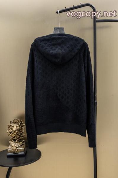 どの年代にも好感度 2026新商品 韓国人気ブランド 偽物パーカーLOUIS VUITTON 2