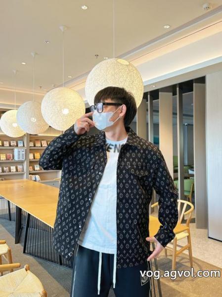 好感度が高いアイテム イベント2026新作 新品未使用LOUIS VUITTONコートブランド コピー 優良 0