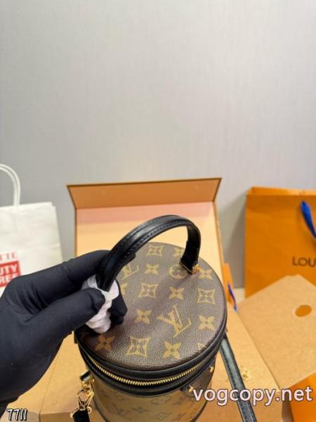 大人気国内発送 プチプラ大活躍アイテム 完売寸前バッグLOUIS VUITTONコピー 商品 通販 3