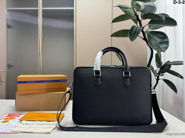 ブランド 偽物 激安LOUIS VUITTON赤字処分セール 最終セール 上質感メンズバッグ 0