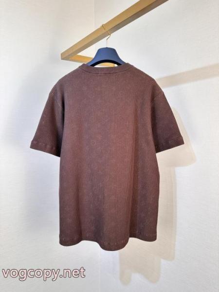 LOUIS VUITTONブランド 品 コピー高品質 人気 人気が再燃! 存在感が高い半袖Tシャツ 3