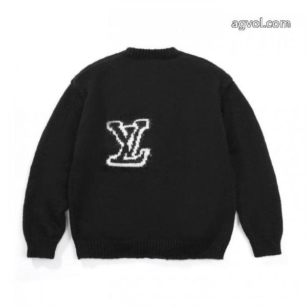 ブランド コピー 通販LOUIS VUITTON機能性抜群! ラグジュアリーな雰囲気 最新版おすすめ商品コート 1