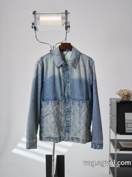 毎年大人気商品 存在感がある 完売確実LOUIS VUITTONブランド コピー 着払いコート 0