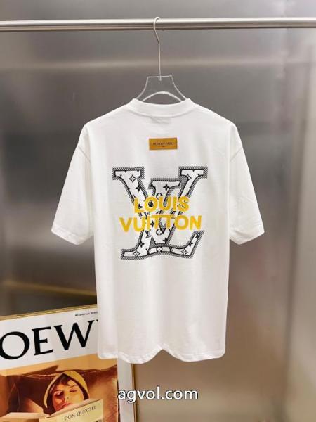 半袖TシャツLOUIS VUITTONブランド 通販 激安主役級のアイテム 目玉商品セール ファション性の高い 2