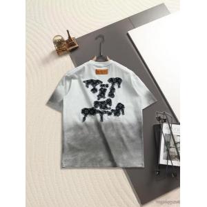 ブランド 偽物 激安LOUIS VUITTON半袖Tシャツ絶妙な抜け感 ファション性の高い お得な激安セール価格